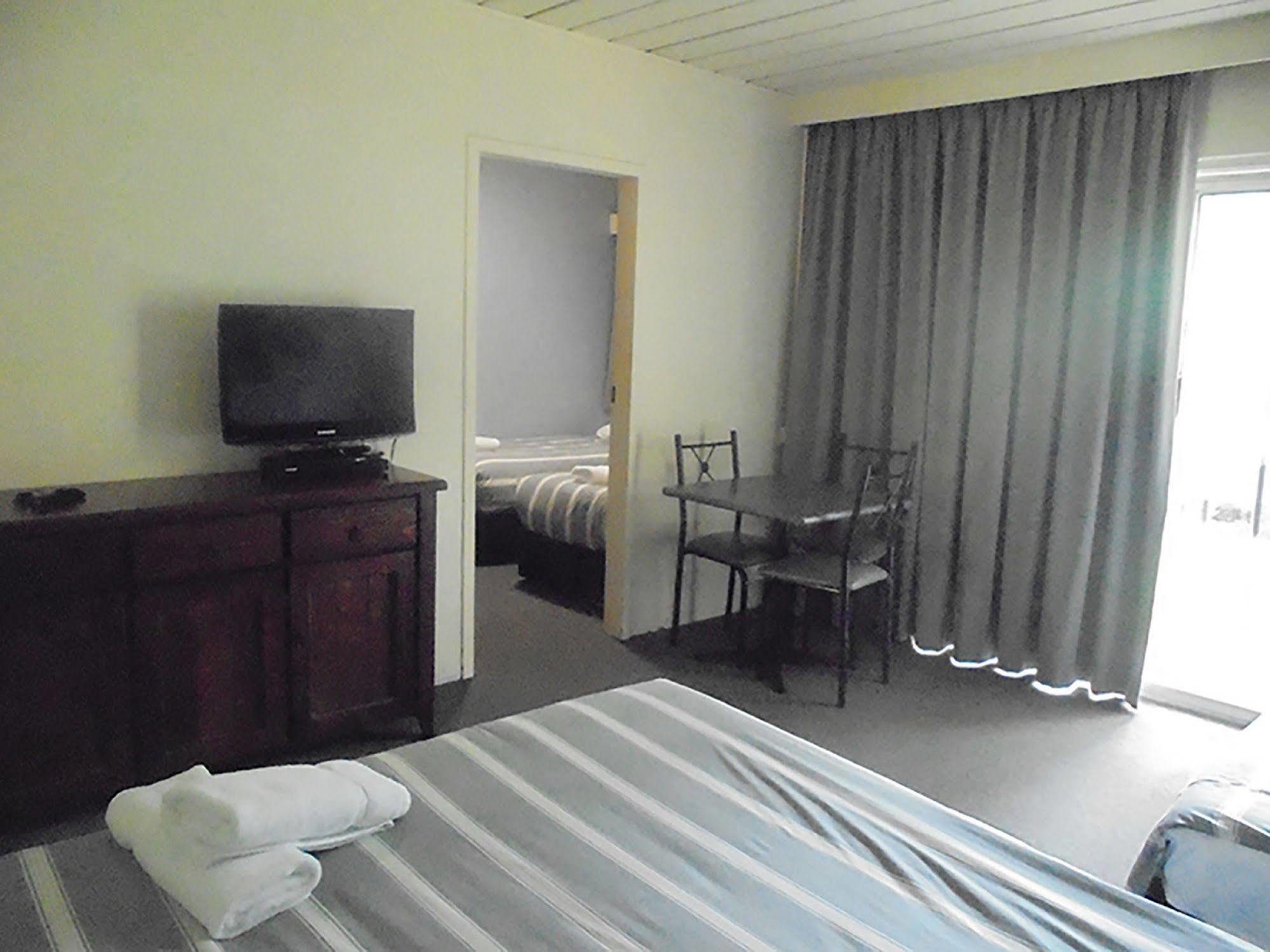 ברייט Riverbank Park Motel מראה חיצוני תמונה